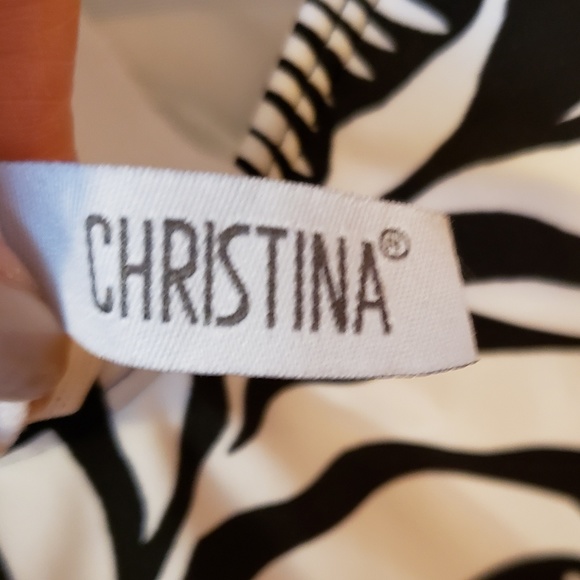 Christina One-piece Swimsuit - Picture 7 of 8